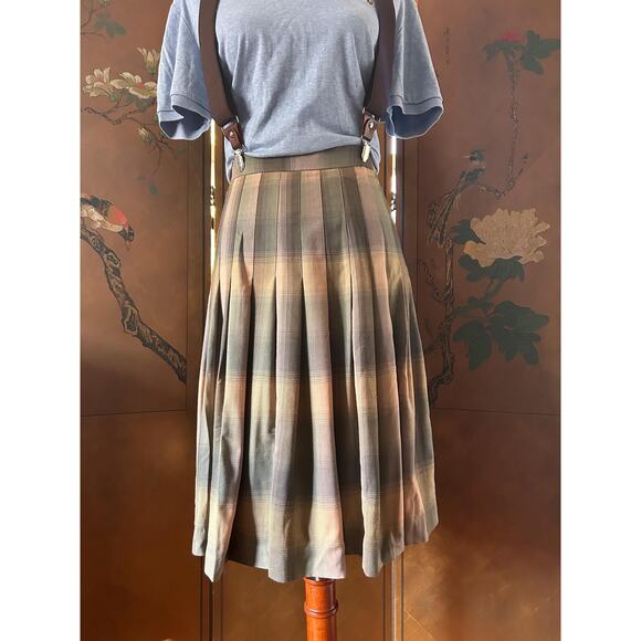 Vintage pleated skirt with check prints, formal preppy style, size 6 - Picture 2 of 5